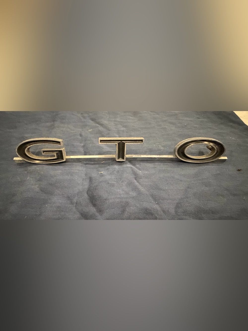 t/o Brushed Metal Wall Plaque - Black